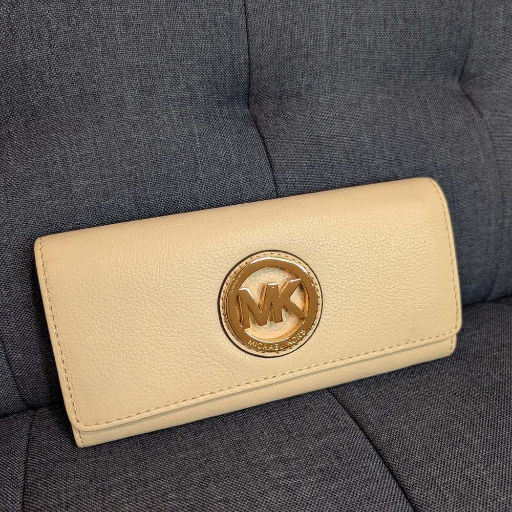 Michael Kors Beige Wallet with Gold Logo